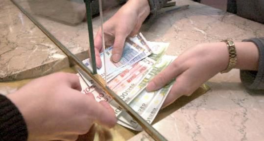 Bankacılık sektörü kredi hacmi azaldı